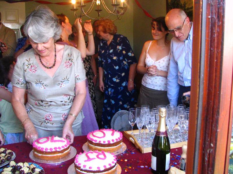 champagne_speech (10) Jenny cracks on